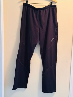 Saucony Men's Black Athletic Joggers with Zippers on the Sides